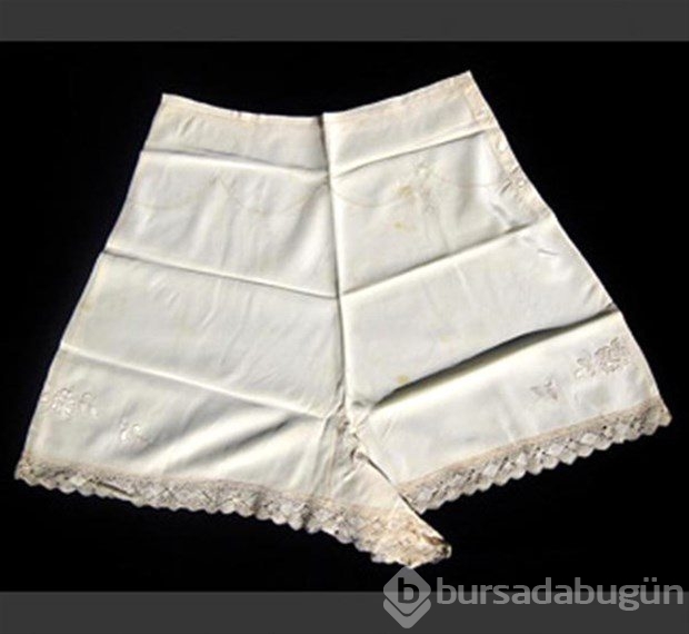 Ünlülerin satılan ilginç eşyaları