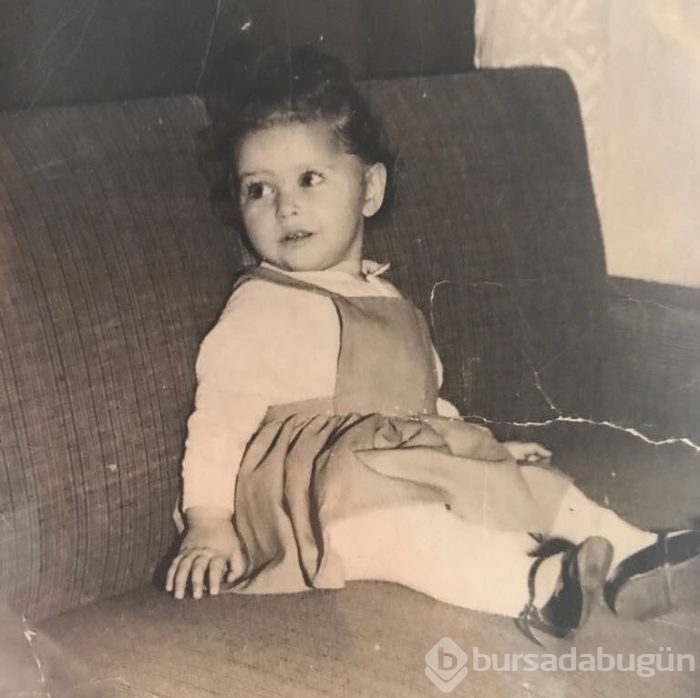 Ünlülerin çocukluk fotoğrafları