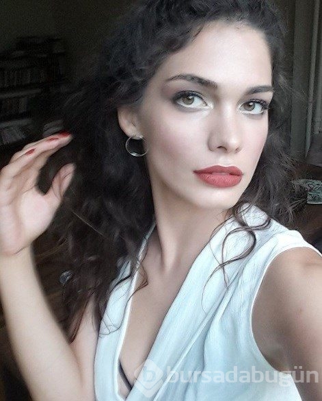 Ünlülerin çocukluk fotoğrafları