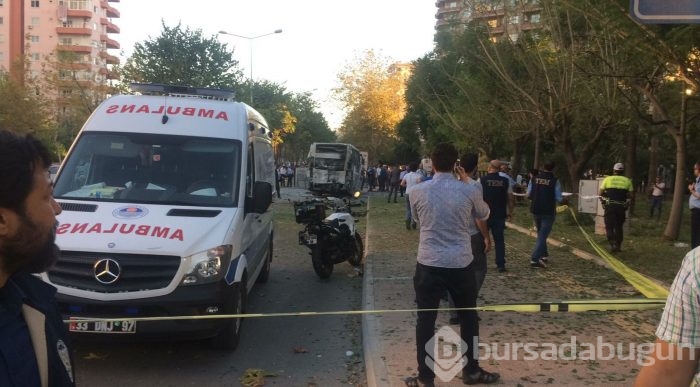 Mersin'de polis servis aracına bombalı saldırı 
