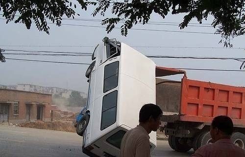 İnanılmaz trafik kazaları