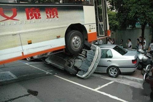 İnanılmaz trafik kazaları