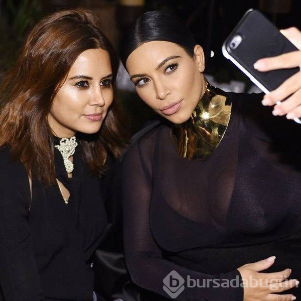 Ünlüler de selfie sever