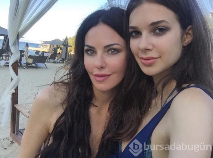 Dizi teklifleri yağıyor! Okulu bıraktı