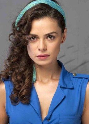 Ünlüler bakın kaç yaşında