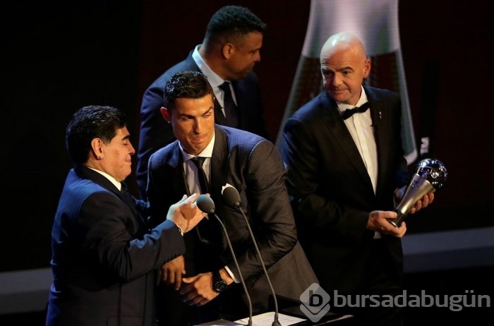 FIFA Yılın Erkek Oyuncusu ödülü Ronaldo'nun