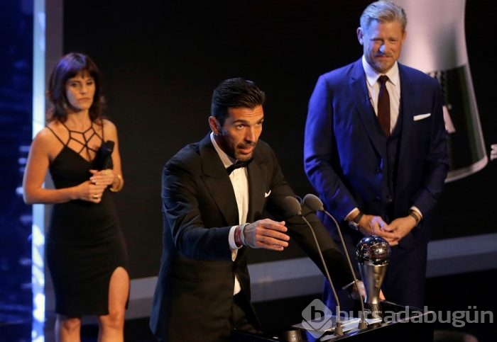 FIFA Yılın Erkek Oyuncusu ödülü Ronaldo'nun