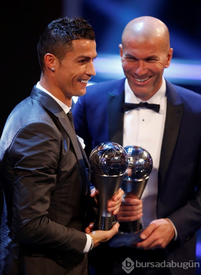 FIFA Yılın Erkek Oyuncusu ödülü Ronaldo'nun