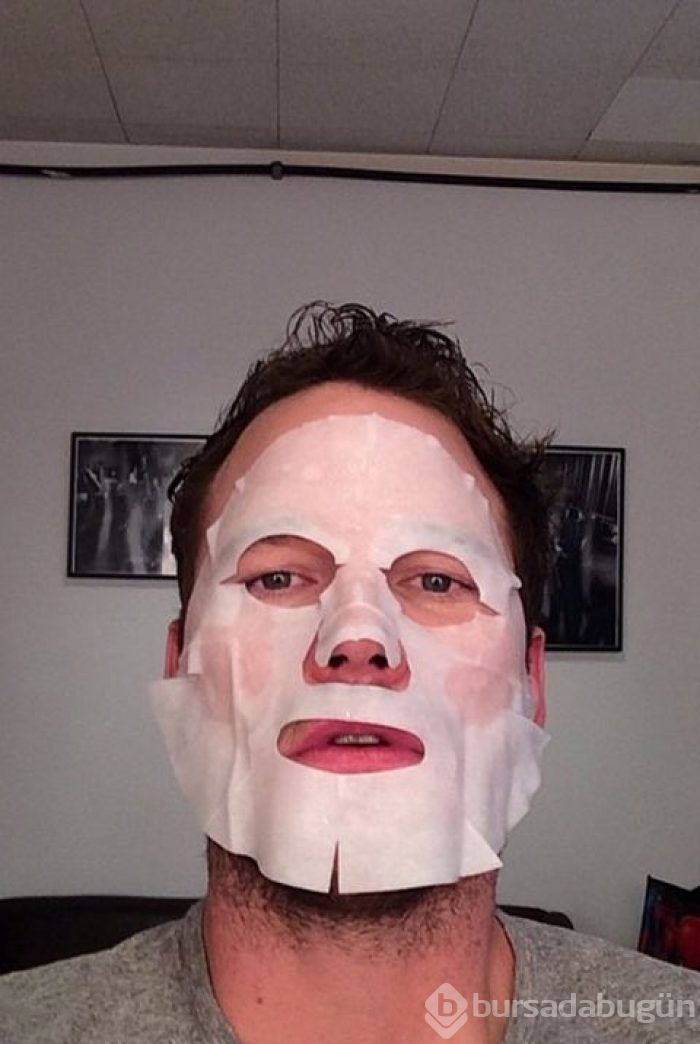 Ünlülerin güzellik maskeli selfie'leri 