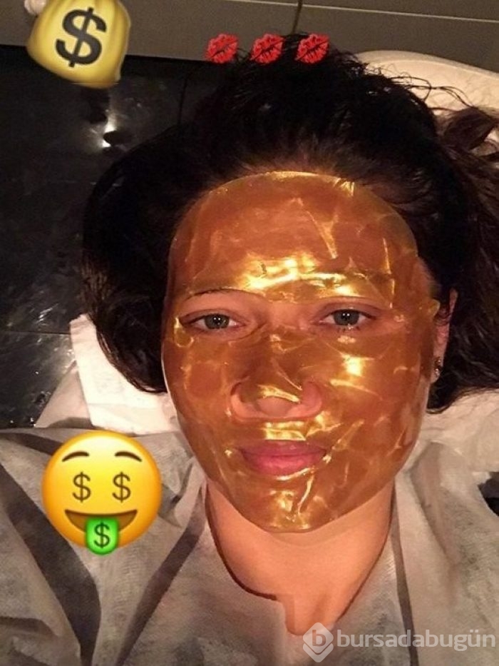 Ünlülerin güzellik maskeli selfie'leri 