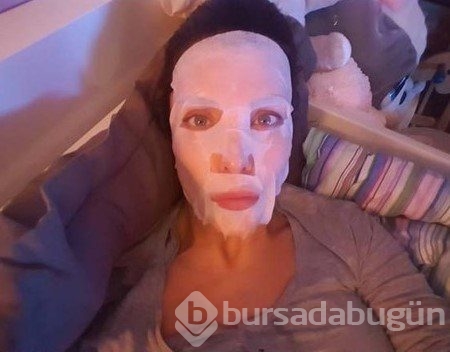 Ünlülerin güzellik maskeli selfie'leri 
