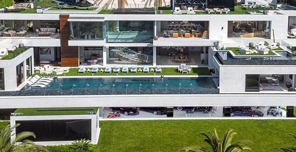 Dünyada fiyatı dudak uçuklatan evler