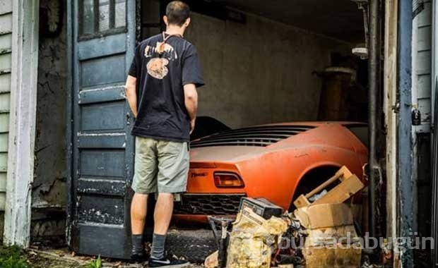 Satın aldığı evden lamborghini çıktı!