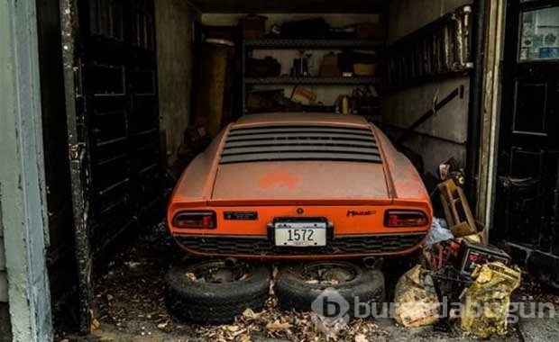Satın aldığı evden lamborghini çıktı!