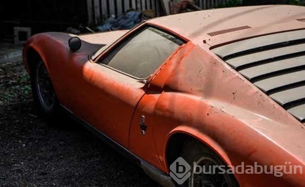 Satın aldığı evden lamborghini çıktı!