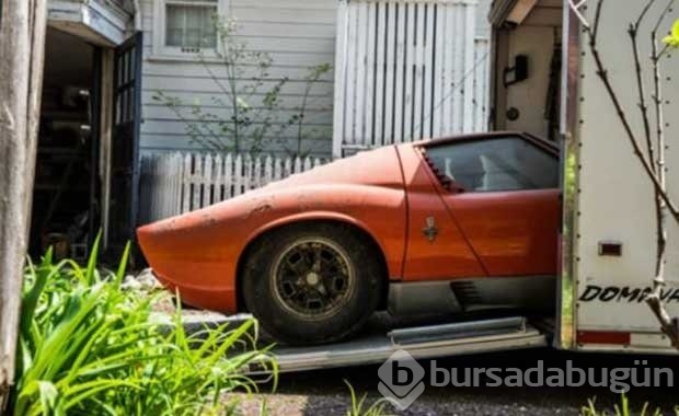 Satın aldığı evden lamborghini çıktı!