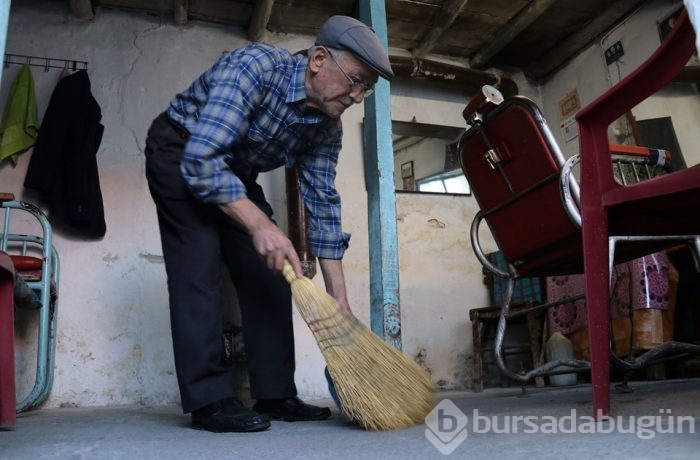 10 metrekare dükkanda 60 yıl