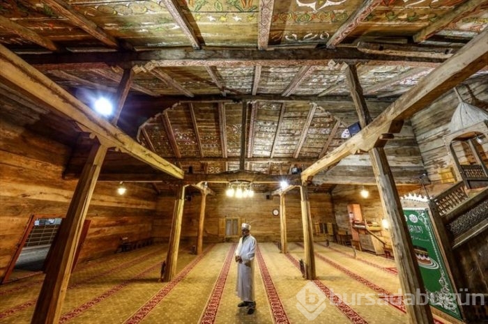Çivi çakılmamış cami 811 yıldır ayakta