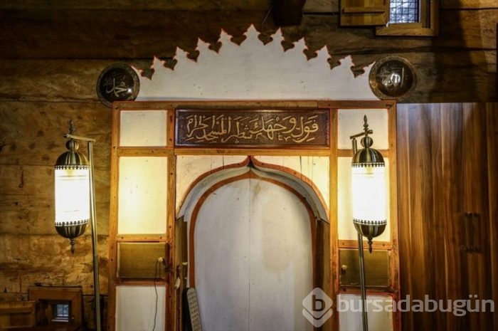 Çivi çakılmamış cami 811 yıldır ayakta