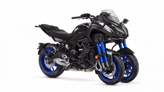 Yeni 3 tekerlekli motor Yamaha Niken