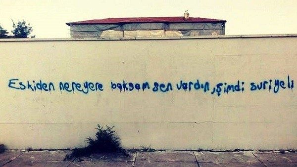 İlginç duvar yazıları