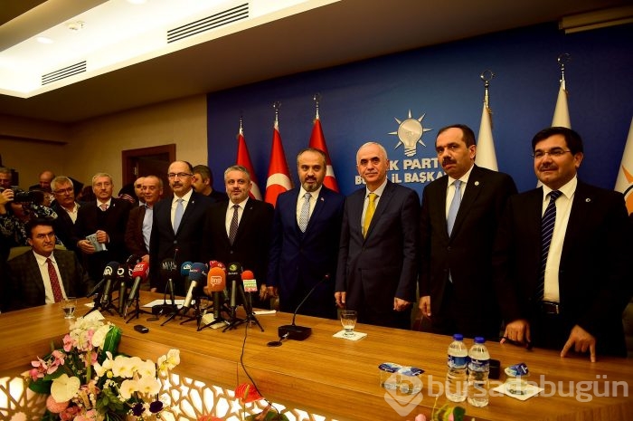 Bursa'nın yeni büyükşehir belediye başkanı Alinur Aktaş oldu