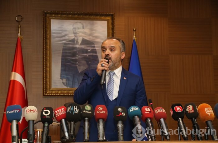 Bursa'nın yeni büyükşehir belediye başkanı Alinur Aktaş oldu