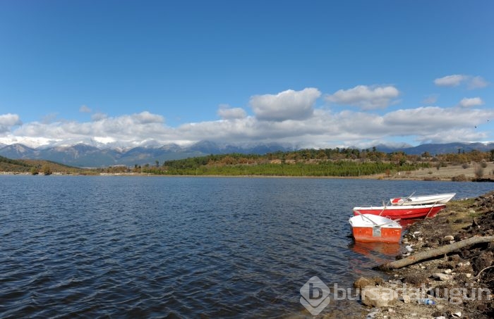 Bursa'da Gököz Göleti büyülüyor 
