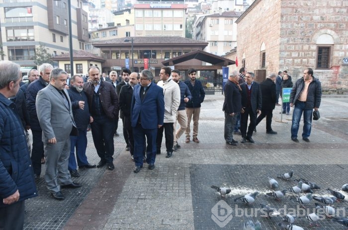 Bursa'da Başkan Aktaş göreve dualarla başladı