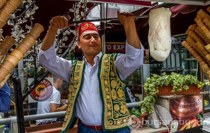 Vazgeçilmez sokak lezzetleri
