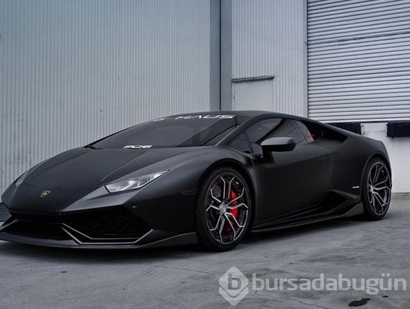 Lamborghini'nin yeni canavarı kendi kendini onarıyor!