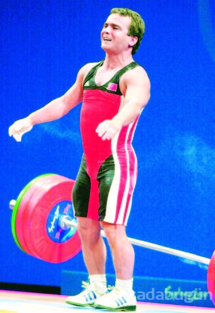 Naim Süleymanoğlu'nun hayatı
