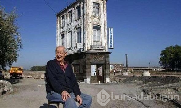 Aile, mezarın taşınmasına izin vermedi