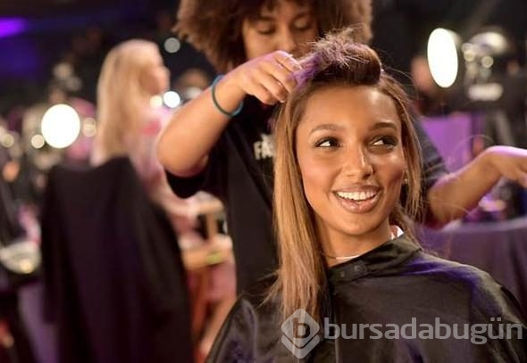 Victoria's Secret melekleri defileye hazırlanıyor