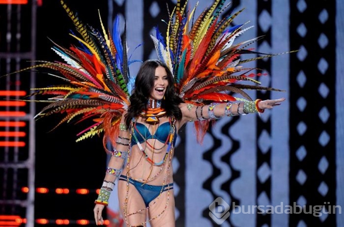 Victoria's Secret'ın Şanghay defilesi