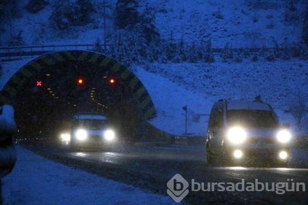 Kar kalınlığı 25 cm'ye ulaştı!