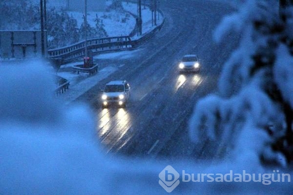 Kar kalınlığı 25 cm'ye ulaştı!
