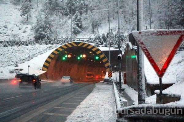 Kar kalınlığı 25 cm'ye ulaştı!