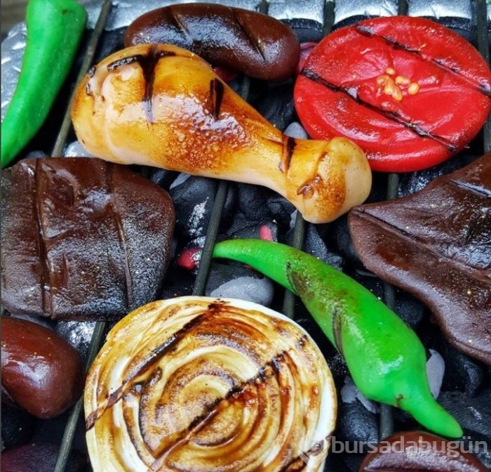 Bu pastalar akıl alıyor