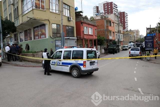 Özel harekat balkondan girdi, böyle çıkardı