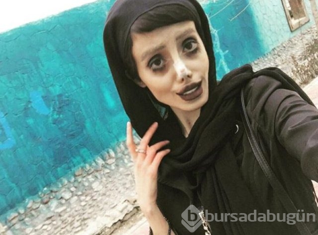 Angelina Jolie'ye benzemek için servet harcadı
