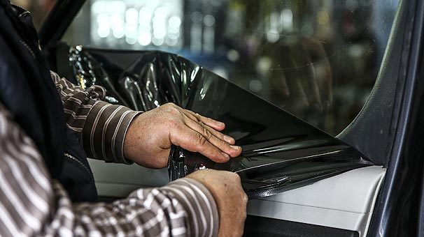 Cam filmi nasıl sökülür? Ücretsiz cam filmi sökme yöntemi