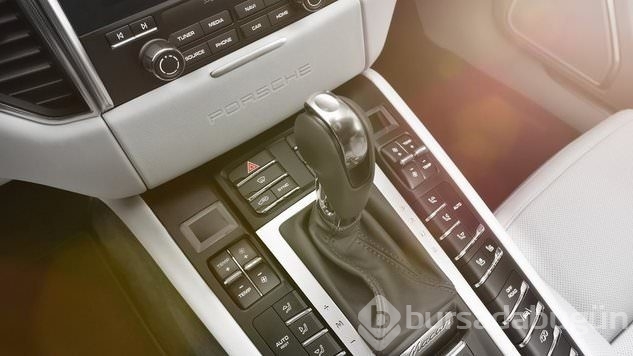 4'te 1 fiyatına Çin malı Porsche