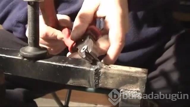 Kendi kar lastiğini kendisi yaptı