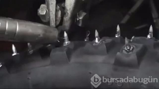 Kendi kar lastiğini kendisi yaptı