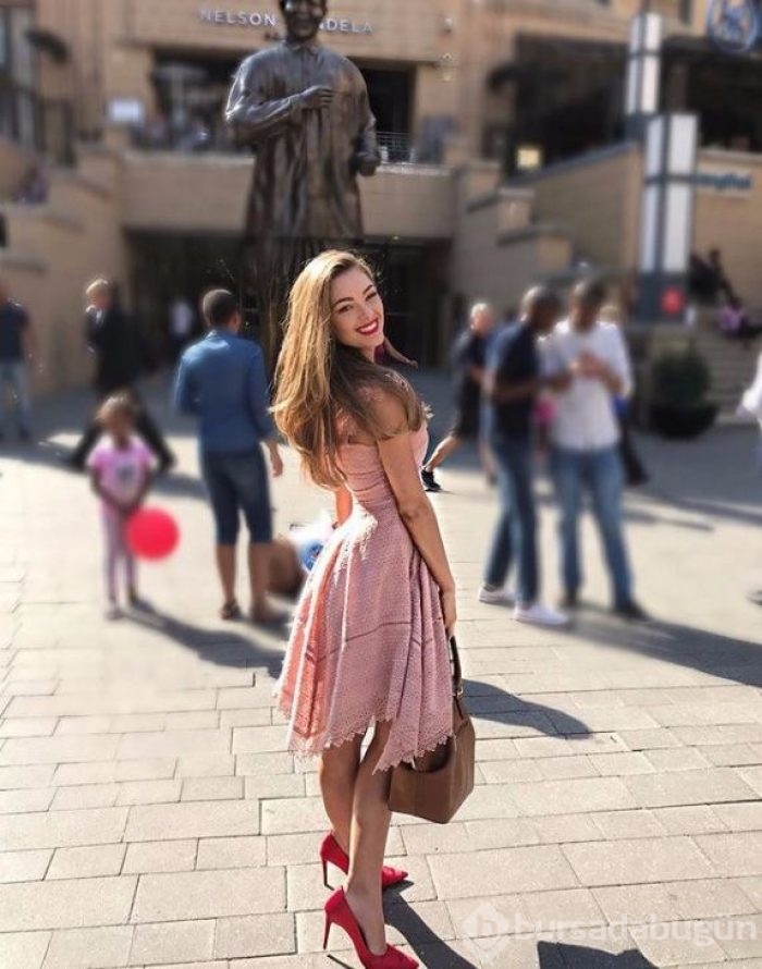 Kainat Güzelinin doğal halleri