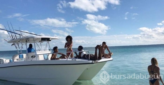 Hailey Baldwin'in Bahamalar'daki doğum günü partisi