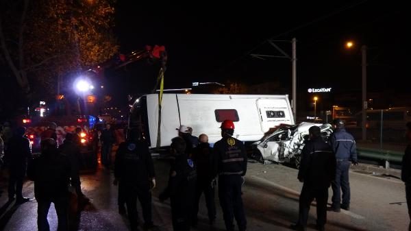 Bursa'da katliam gibi kaza! 4 ölü, çok sayıda yaralı var
