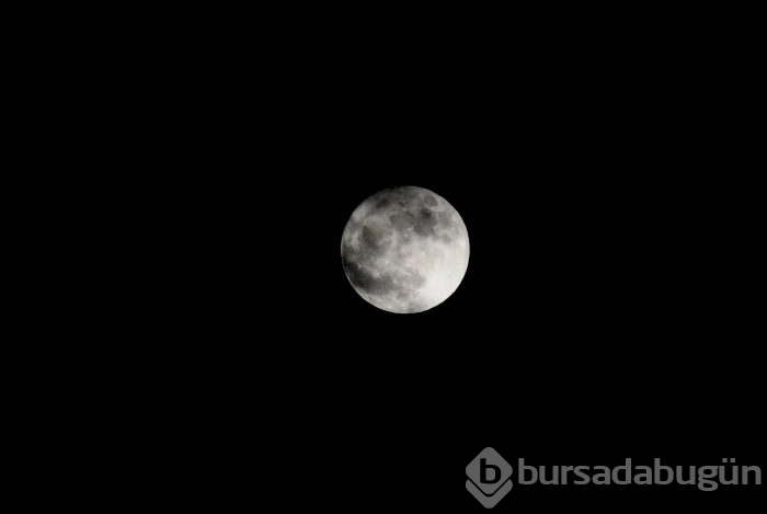 'Süper Ay' Bursa'da büyüledi