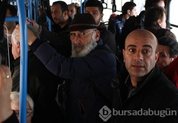 Toplu taşımaya binen ünlüler